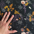 Cast a Spell en Sombre pour Art Gallery Fabric