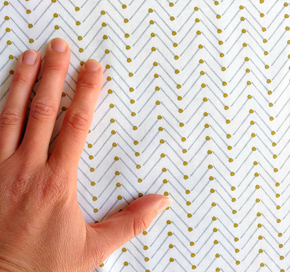 Gold Pins de Clara Jean pour Dear Stella