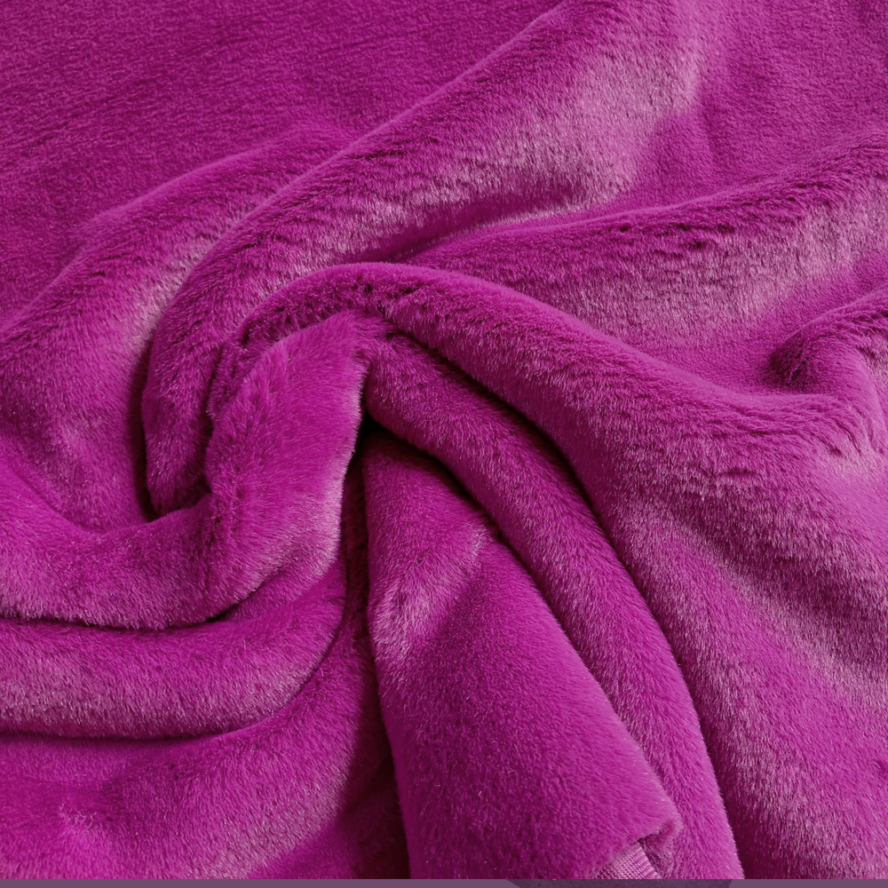 Luxe Cuddle Seal Claret